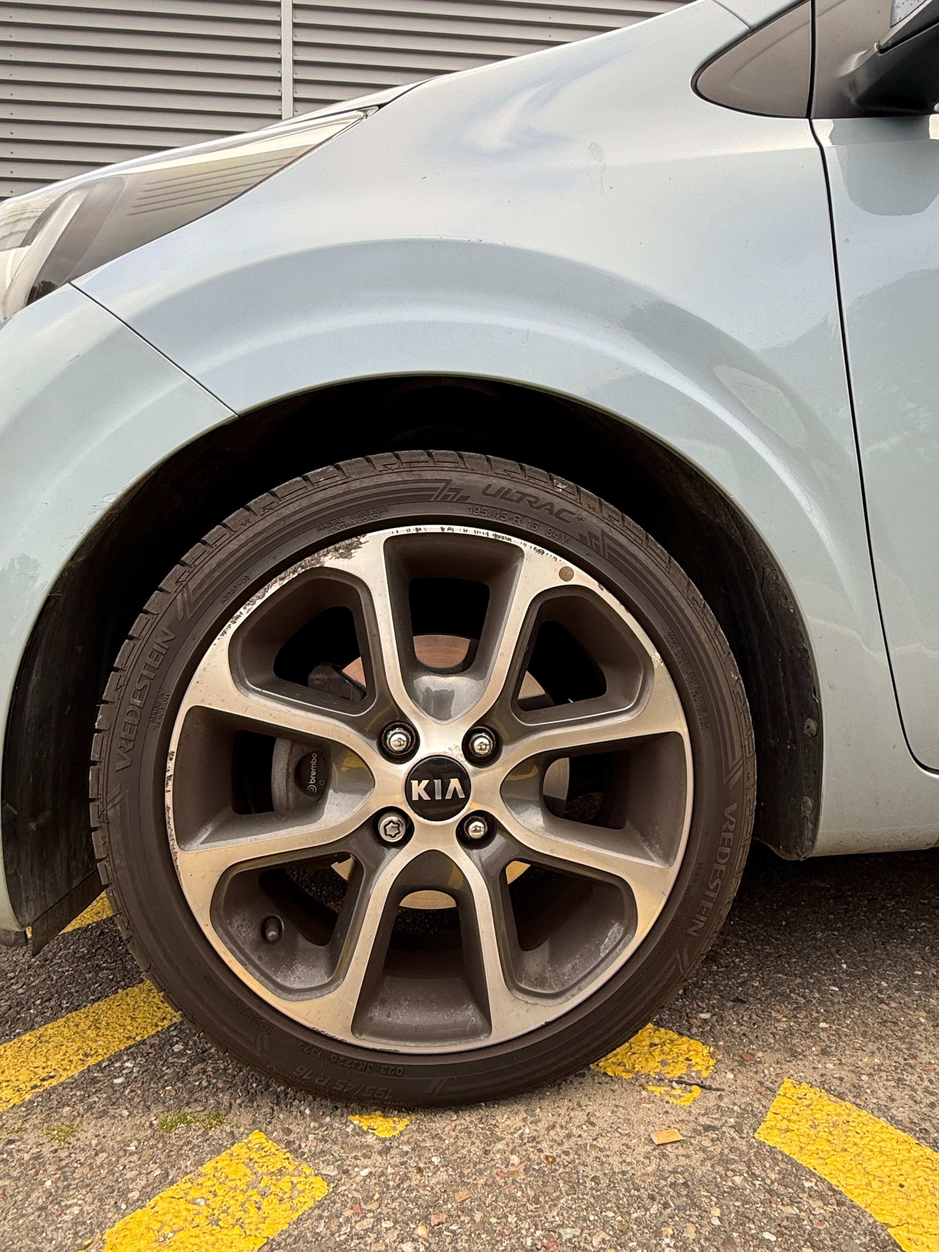 FERROS - Wheel Cleaner
